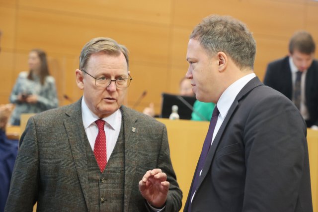 Bodo Ramelow (Linke) und Mario Voigt (CDU) arbeiten in Thüringen seit Jahren konfliktreich zusammen.