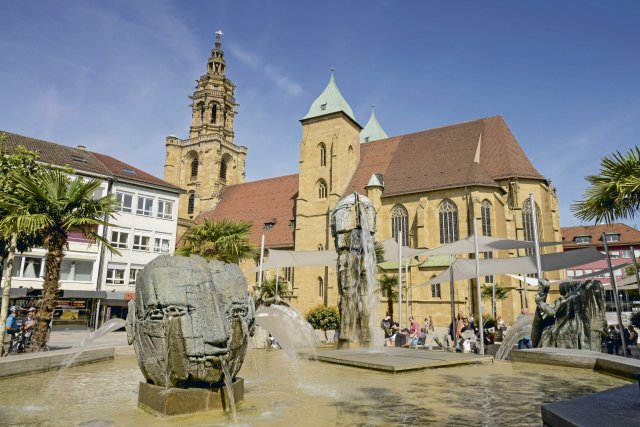 War da was? Dieser Brunnen in Heilbronn heißt »Komödiantenbrunnen«.