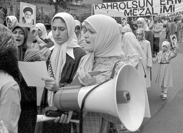 Kreuzberg 1981: Weiblicher Protest gegen die Ermordung Mohammed ...