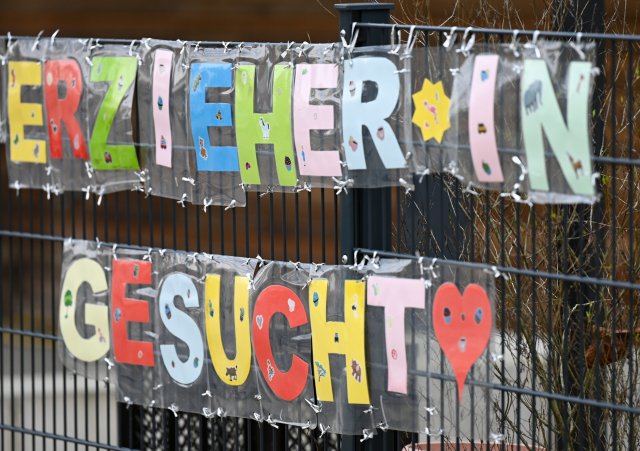 Eine Kindertagesstätte im Frankfurter Stadtteil Sachsenhausen sucht nach einer Fachkraft.