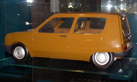 Im Industriemuseum Chemnitz kann man noch ein Modell des Trabant P 603 bewundern – des ersten dreitürigen Vollheckfahrzeugs Europas, entwickelt 1966. aber nie in Serie produziert.