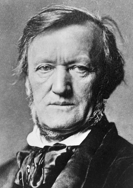 Am Sonntag beginnen die Wagner-Festspiele in Bayreuth; sie sind neben Salzburg das weltweit wichtigste Musikfestival. Schon 1850 skizzierte Richard Wagner (1813&#8211;1883), gegen den zeitgen&#246;ssischen Theaterbetrieb, seine Festspielidee. 1876 hob sich erstmals der Vorhang f&#252;rs Wagner-Fest. Fotos: dpa, Archiv