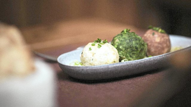 Pierogi podawane w chacie