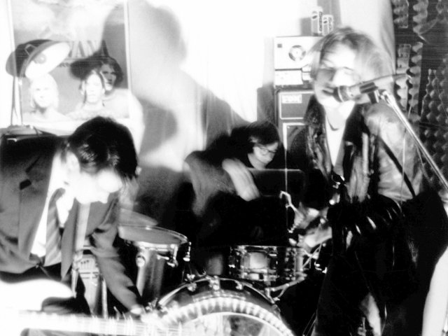“I’m new to the Hamburg school / and I don’t know my way around very well yet,” sang Tocotronic in 1995.