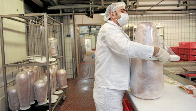 Bis zu 100 Kilogramm kann ein fertiger Dönerspieß wiegen.