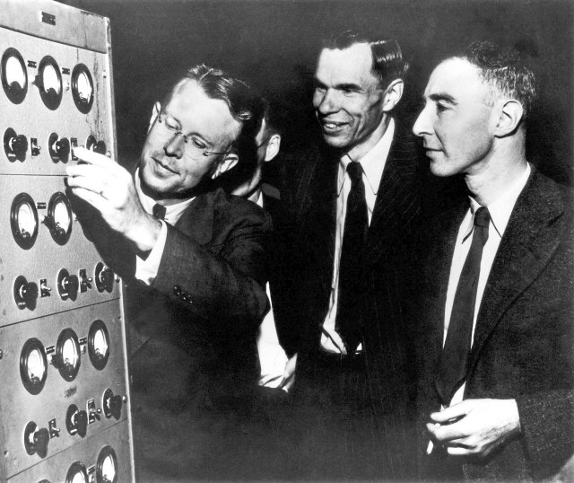 Gilt als einer der wichtigsten Väter der US-Atombombe: Julius Ro...
