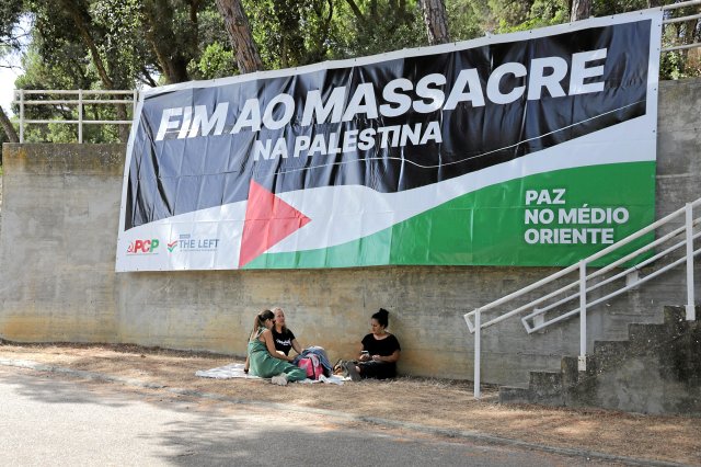 Gemeinsam mit der Europäischen Linken fordert die PCP Frieden im Nahen Osten und ein Ende des israelischen Massakers an den Palästinensern.