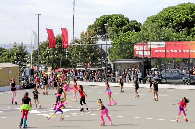 Auf dem Sportplatz des Festes finden Turniere und Vorführungen in unterschiedlichen Disziplinen statt.