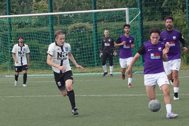 Die 1. Herren (vorn links Franzisco Bätz) spielt in der Landesliga, der zweithöchsten Berliner Spielklasse.