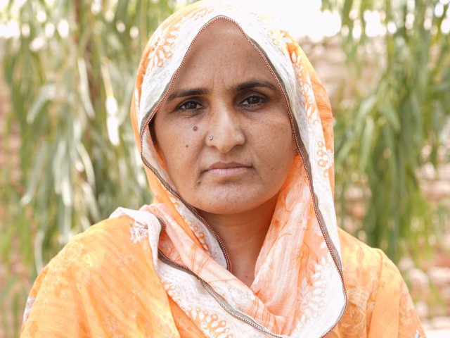 Ghulam Fizan lebt mit ihrer Familie im Norden der Provinz Sindh