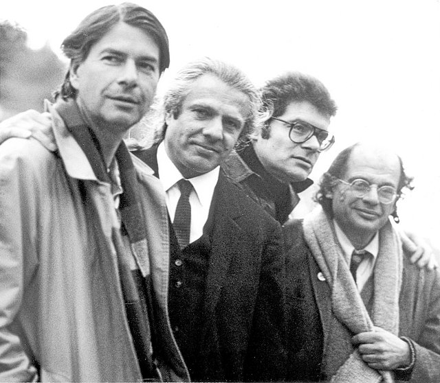 Jürgen Ploog (l.) blieb dran – hier mit seinen Freunden Peter Or...