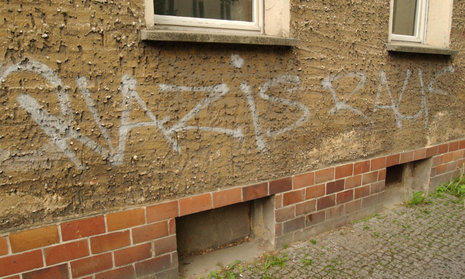 Parole erfüllt: altes »Nazis Raus!«-Graffiti in der Weitlingstraße.