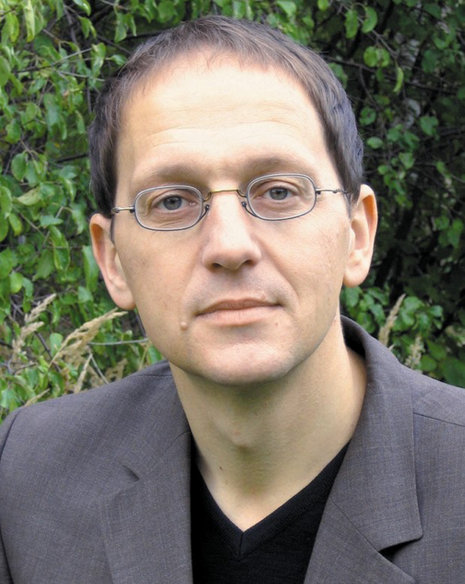 Andreas Keller, geboren 1965, ist promovierter Politikwissenschaftler und für Hochschule und Forschung verantwortliches Vorstandsmitglied der Gewerkschaft Erziehung und Wissenschaft (GEW).
