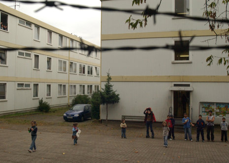 Mit ihrem Schulrecht nimmt es der Senat nicht so genau: Flüchtlingskinder in Berlin.