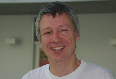 Beat Siebenhaar kommt aus der Schweiz und arbeitet seit 2007 am Institut f&#252;r Germanistik der Universit&#228;t Leipzig.