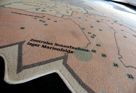 Herzst&#252;ck der Ausstellung: Begehbare Berlinkarte mit Infos &#252;ber die Fl&#252;chtlingslager ND-