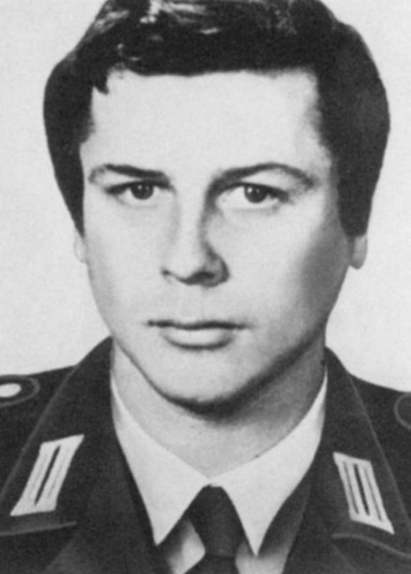 Ulrich Steinhauer, geboren am 13. März 1956, aus Ribnitz-Damgarten, Zimmermann, erschossen am 4. November 1980 bei Schönewalde