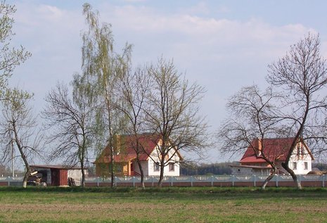 Der neue Ortsteil von Widomlja, Gebiet Brest, steht für viele neue Dörfer in Belarus.