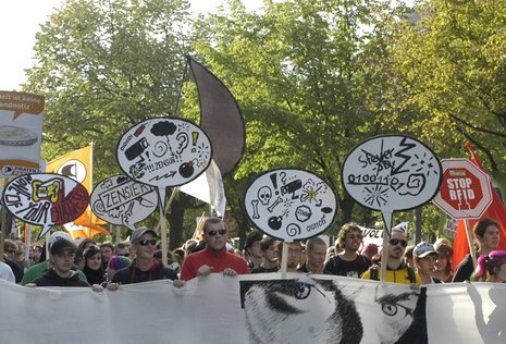 In den vergangenen Jahren haben jeweils mehrere tausend Menschen im September in Berlin gegen Überwachung demonstriert.Dieses Wochenende ist die nächste Gelegenheit.