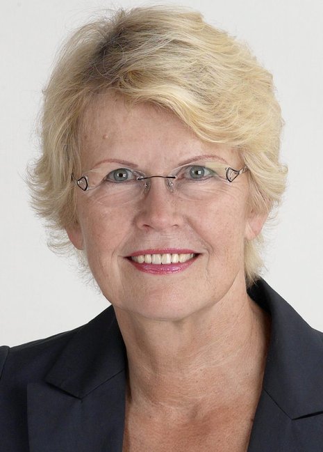 Martina Bunge,geb. 1951 in Leipzig, ist Mitglied der Bundestagsfraktion der LINKEN. Bis 2009 war sie die Vorsitzende des Ausschusses für Gesundheit.