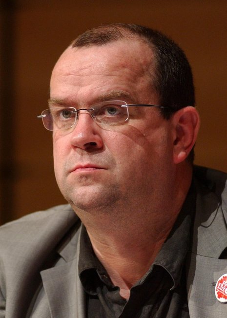 Steffen Harzer, geboren 1960, ist Bürgermeister der thüringischen Stadt Hildburghausen und seit 2010 Mitglied im Parteivorstand der LINKEN.