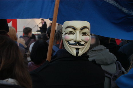 Grinsende Guy-Fawkes-Maske, das »Gesicht« der Occupy-Bewegung.