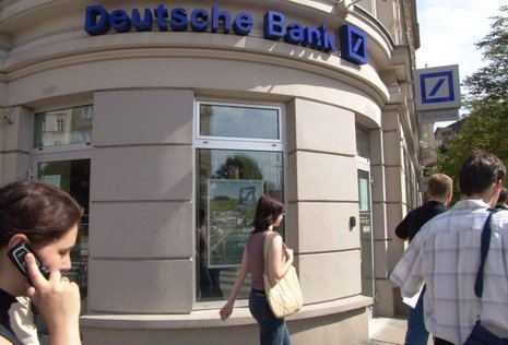 Kaum noch einheimische Geldinstitute: Bankfiliale in Poznan.