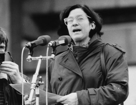 Während ihrer Rede am 4. November 1989 auf dem Berliner Alexanderplatz