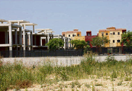 Ferienwohnungen zwischen Ruinen in Els Poblets in der Provinz Alicante