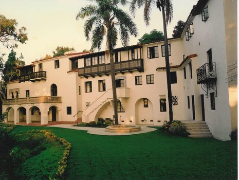 Die »Villa Aurora« der Feuchtwangers im US-Exil, seit 1995 Künstlerresidenz; auch Christa Wolf weilte hier.