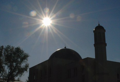 Die Ahmadiyya-Gemeinde will für offenen und modernen Glauben werben.