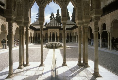 Der Löwenhof im Nasridenpalast von Granada