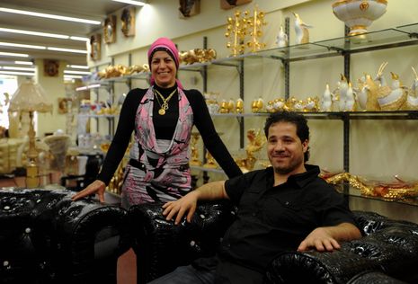 Erfolgreiche Unternehmer: Die Geschäftsführer des Möbelhauses El-Salam in Berlin-Neukölln