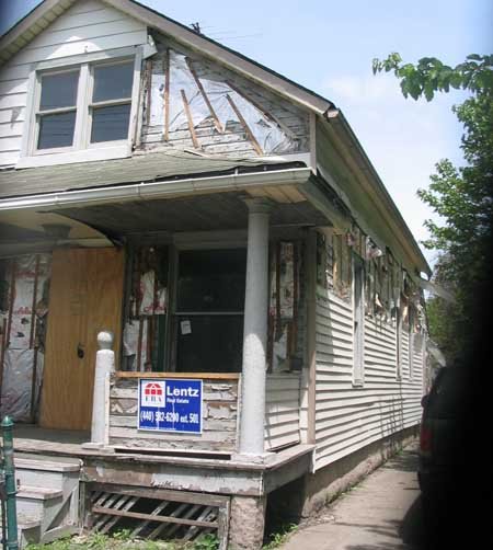 Abrisshaus in Slavic Village, einem Stadtteil Clevelands (Ohio).