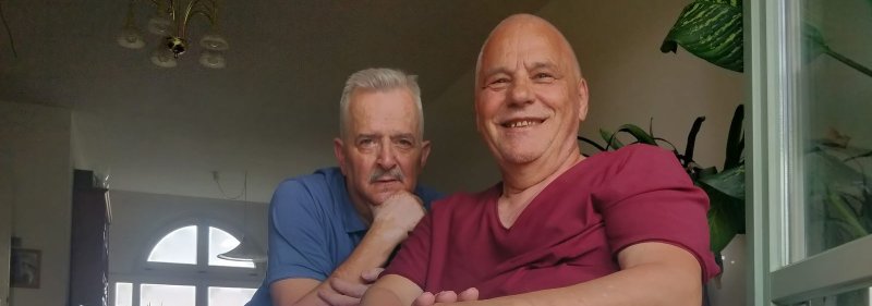Setzen sich auch im hohen Alter für die Rechte Homosexueller ein: Lothar Raunitz (rechts) mit seinem Ehemann Peter.