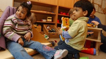 Die Kinder in den Kitas sollen ab April 2010 eine deutlich verbesserte Betreuung erhalten.