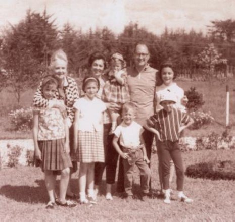 Die Familie Abad Mitte der 60er Jahre, vorn rechts der kleine Héctor