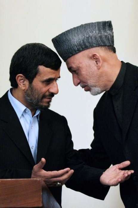 Historische Freundschaft Iran-Afghanistan bekräftigt: Präsidenten Ahmadinedschad und Karsai bei ihrem Treffen in Kabul Foto: AFP