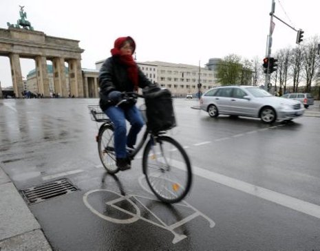 Berlin hat inzwischen viele Radwege in der Innenstadt.