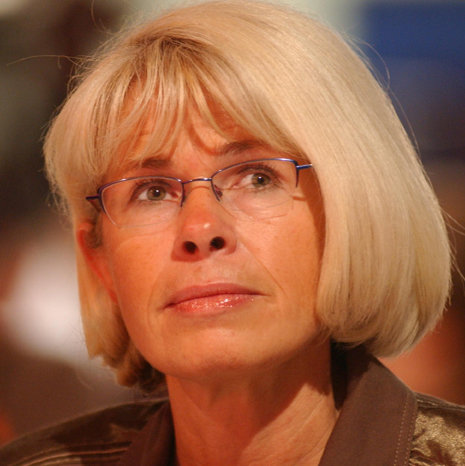 Die 51-jährige LINKE-Politikerin ist seit Herbst 2008 Oberbürgermeisterin von Schwerin.