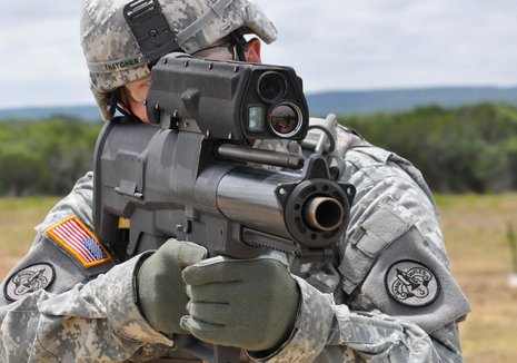 XM25, eine High-Tech-Killermaschine, beim Test Foto : U.S.-Army