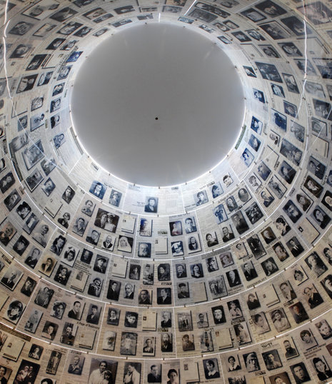 »Halle der Namen« in der israelischen Holocaust-Gedenkstätte Yad Vashem in Jerusalem
