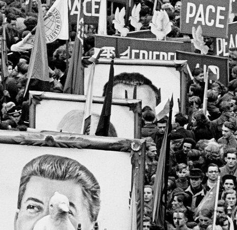 Gegen Korea-Krieg – Friedensdemonstration der FDJ, 1951