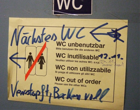 Wäre für die Bundesbahn noch ein lösbares Problem gewesen: Verstopfte Zugtoilette.