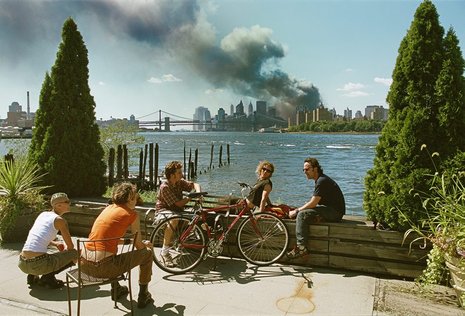 Picknick mit Terror-Ambiente: Blick auf Manhattan am 11. September 2001