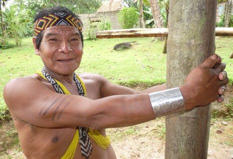 Die Emberas ziehen nicht nur für Touristen ihre traditionellen Kleider an.