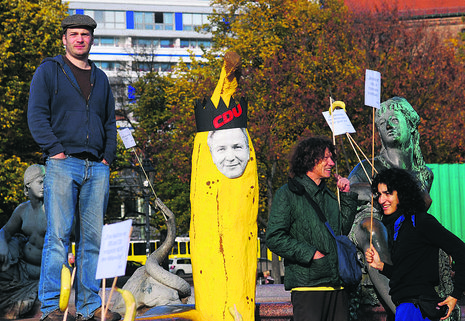 Der angekündigte Protest gegen die Große Koalition vor dem Roten Rathaus fiel spärlich aus.