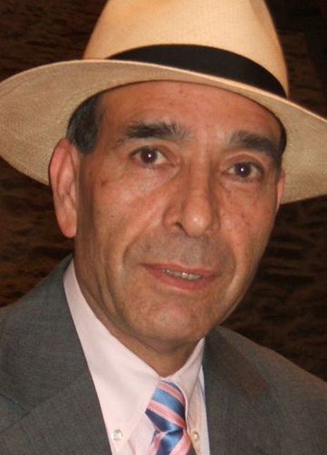 Dr. Matin Baraki, 1947 in Afghanistan geboren, ist Politikwissenschaftler und hat unter anderem an den Universitäten in Marburg und Gießen gelehrt.