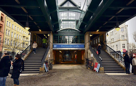 Wie neu: U-Bahnhof Eberswalder Straße