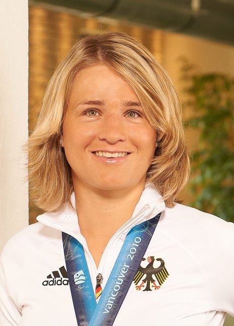 VERENA BENTELE, 29, als blinde Biathletin und Langläuferin zwölfmal Goldmedaillengewinnerin bei Paralympischen Spielen, fungierte bei der »nd«-Sportlerwahl 2011 als Schirmherrin.